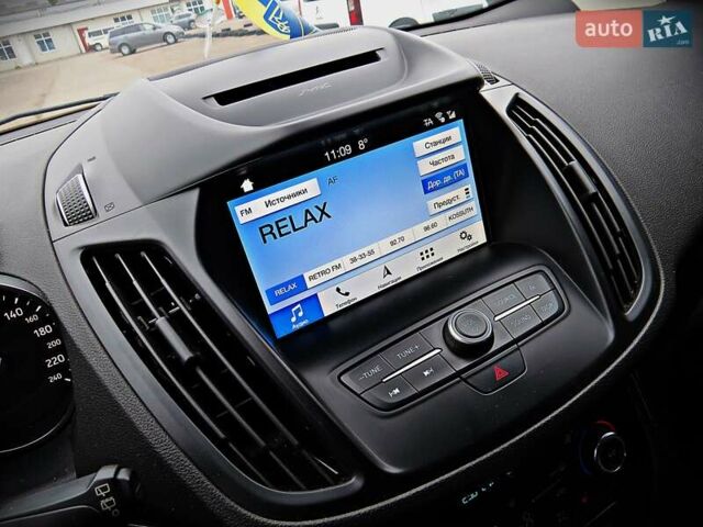 Серый Форд Куга, объемом двигателя 2 л и пробегом 180 тыс. км за 17700 $, фото 8 на Automoto.ua