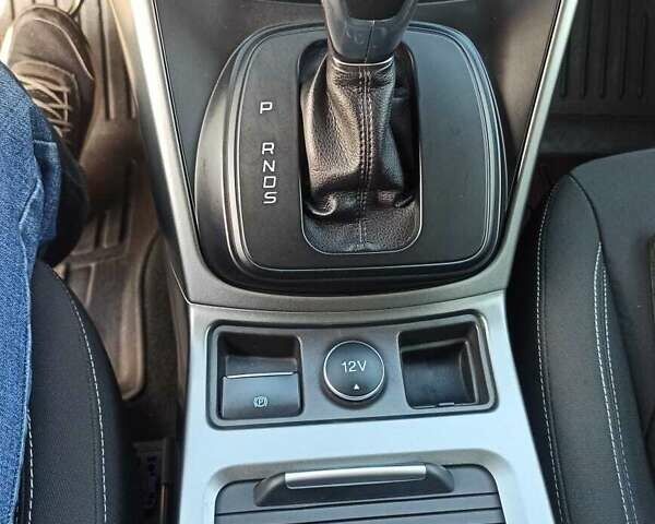 Серый Форд Куга, объемом двигателя 2 л и пробегом 164 тыс. км за 15500 $, фото 38 на Automoto.ua