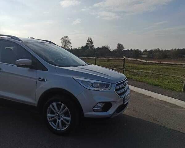 Серый Форд Куга, объемом двигателя 2 л и пробегом 164 тыс. км за 15500 $, фото 23 на Automoto.ua