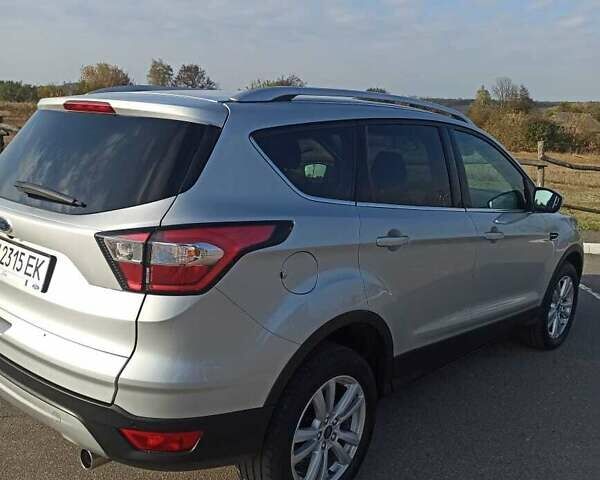 Серый Форд Куга, объемом двигателя 2 л и пробегом 164 тыс. км за 15500 $, фото 50 на Automoto.ua