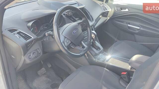 Форд Куга 2019 в Хмельнике на Automoto.ua Серый Форд Куга, объемом двигателя 1.5 л и пробегом 58 тыс. км за 18900 $, фото 2 на Automoto.ua