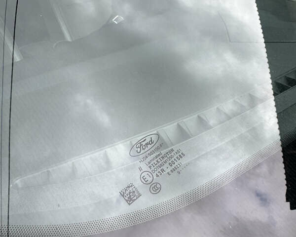 Серый Форд Куга, объемом двигателя 1.5 л и пробегом 51 тыс. км за 19800 $, фото 8 на Automoto.ua