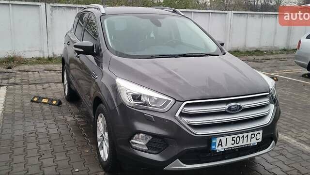 Серый Форд Куга, объемом двигателя 1.5 л и пробегом 101 тыс. км за 18200 $, фото 1 на Automoto.ua