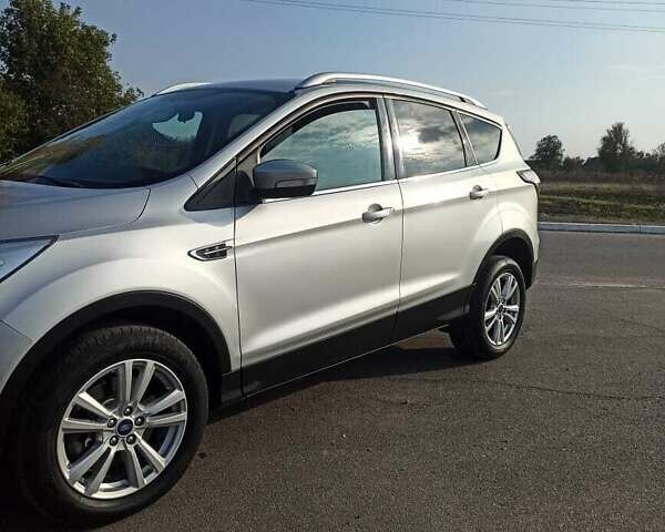 Серый Форд Куга, объемом двигателя 2 л и пробегом 164 тыс. км за 15500 $, фото 15 на Automoto.ua