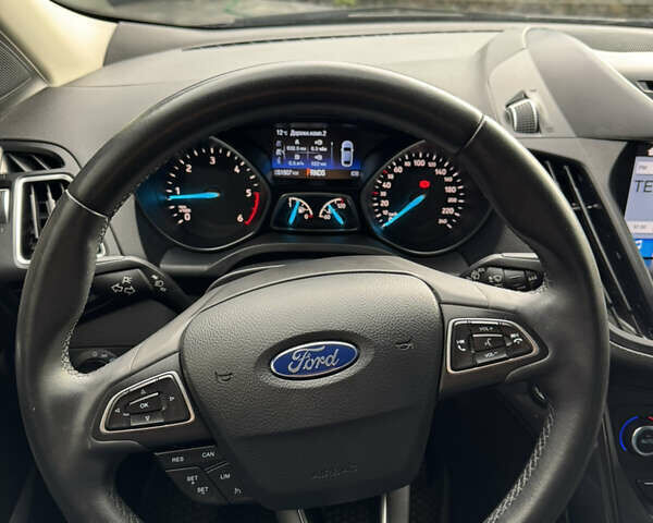 Серый Форд Куга, объемом двигателя 1.5 л и пробегом 51 тыс. км за 19800 $, фото 9 на Automoto.ua