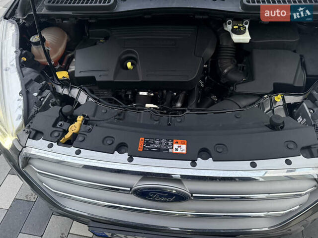 Сірий Форд Куга, об'ємом двигуна 2 л та пробігом 113 тис. км за 23000 $, фото 15 на Automoto.ua