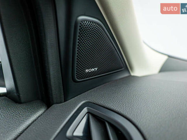 Серый Форд Куга, объемом двигателя 2 л и пробегом 128 тыс. км за 17705 $, фото 14 на Automoto.ua