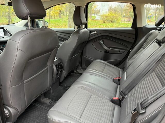 Серый Форд Куга, объемом двигателя 1.5 л и пробегом 36 тыс. км за 19990 $, фото 16 на Automoto.ua