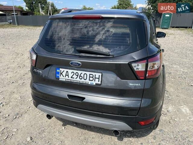Серый Форд Куга, объемом двигателя 1.5 л и пробегом 95 тыс. км за 15500 $, фото 26 на Automoto.ua