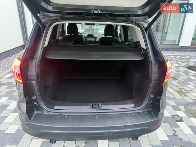 Сірий Форд Куга, об'ємом двигуна 2 л та пробігом 113 тис. км за 23000 $, фото 18 на Automoto.ua