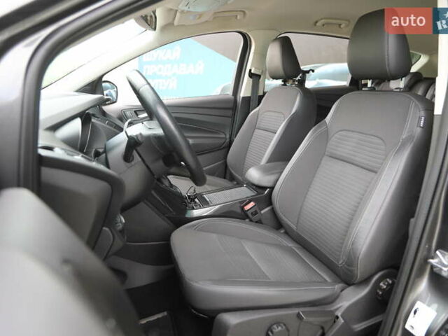 Серый Форд Куга, объемом двигателя 1.5 л и пробегом 166 тыс. км за 16500 $, фото 4 на Automoto.ua