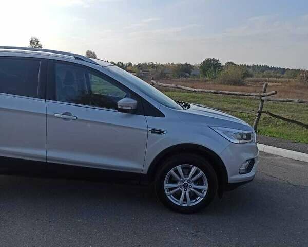 Серый Форд Куга, объемом двигателя 2 л и пробегом 164 тыс. км за 15500 $, фото 24 на Automoto.ua