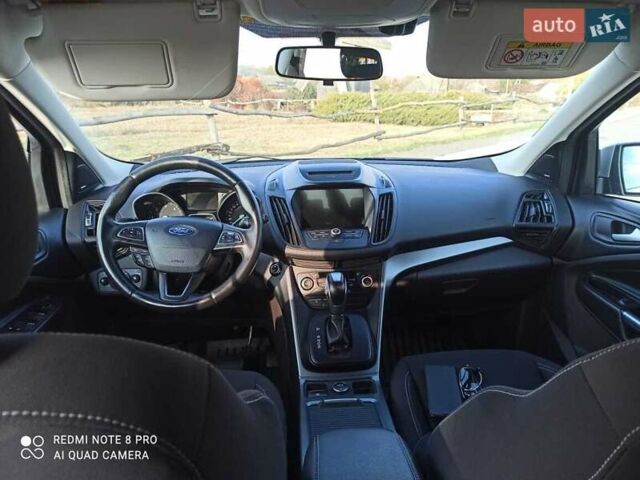 Серый Форд Куга, объемом двигателя 2 л и пробегом 164 тыс. км за 15500 $, фото 20 на Automoto.ua