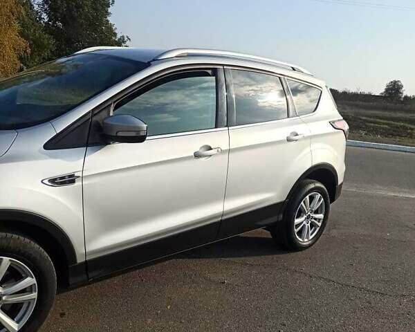 Серый Форд Куга, объемом двигателя 2 л и пробегом 164 тыс. км за 15500 $, фото 14 на Automoto.ua