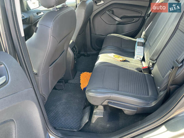Форд Куга 2019 в Шепетовке на Automoto.ua Серый Форд Куга, объемом двигателя 2 л и пробегом 245 тыс. км за 16000 $, фото 10 на Automoto.ua