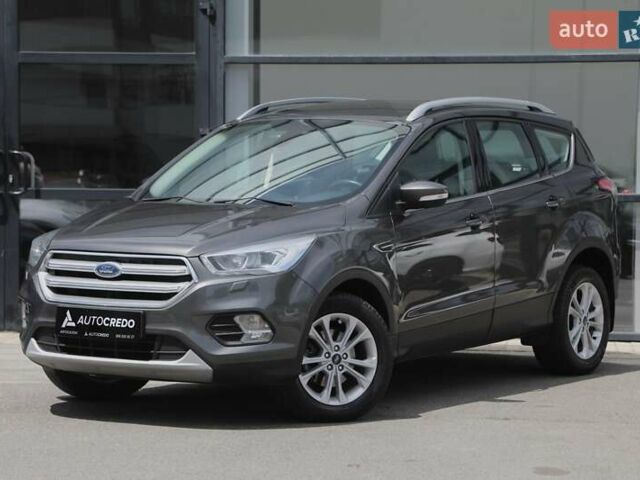 Серый Форд Куга, объемом двигателя 1.5 л и пробегом 166 тыс. км за 16500 $, фото 2 на Automoto.ua