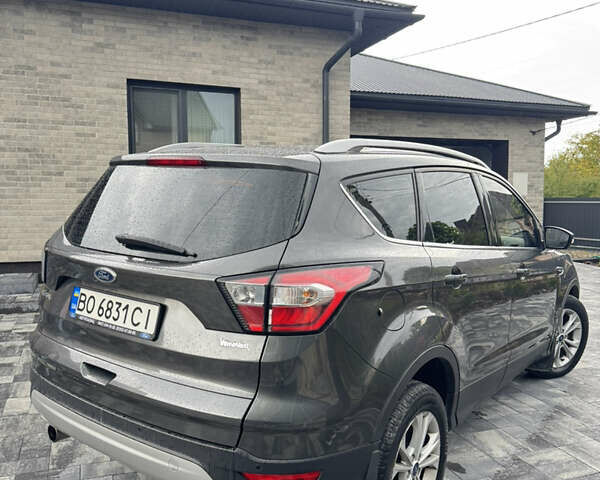 Серый Форд Куга, объемом двигателя 1.5 л и пробегом 51 тыс. км за 19800 $, фото 5 на Automoto.ua