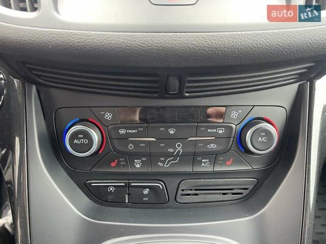 Серый Форд Куга, объемом двигателя 1.5 л и пробегом 88 тыс. км за 17900 $, фото 18 на Automoto.ua