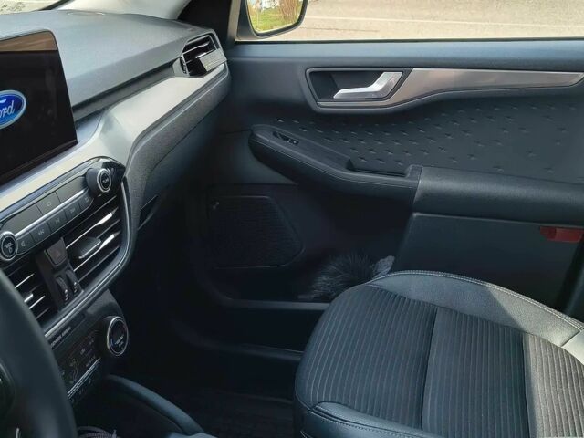 Сірий Форд Куга, об'ємом двигуна 2 л та пробігом 38 тис. км за 16500 $, фото 7 на Automoto.ua