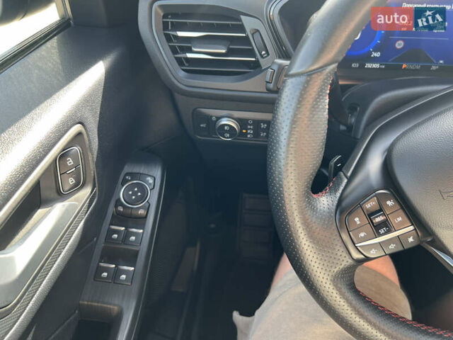 Сірий Форд Куга, об'ємом двигуна 2 л та пробігом 232 тис. км за 23487 $, фото 21 на Automoto.ua