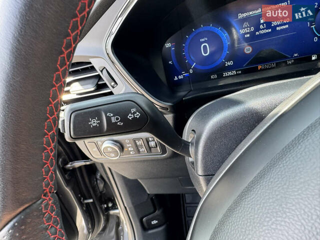 Сірий Форд Куга, об'ємом двигуна 2 л та пробігом 232 тис. км за 23185 $, фото 38 на Automoto.ua
