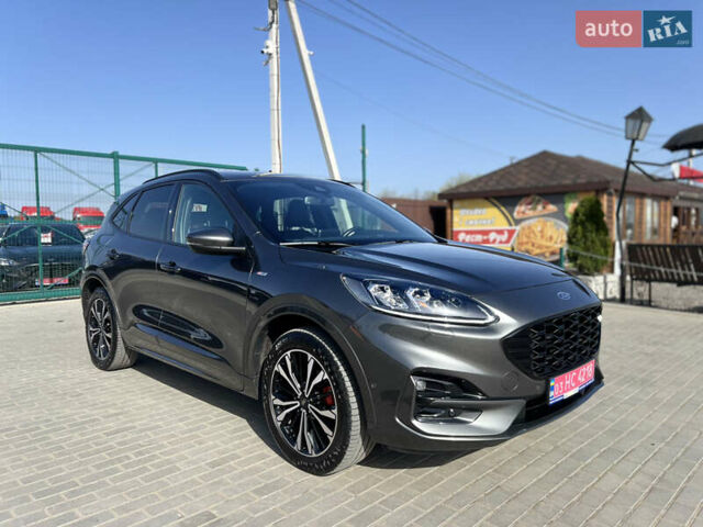 Сірий Форд Куга, об'ємом двигуна 2 л та пробігом 232 тис. км за 23487 $, фото 10 на Automoto.ua
