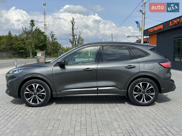 Сірий Форд Куга, об'ємом двигуна 2 л та пробігом 232 тис. км за 23185 $, фото 3 на Automoto.ua