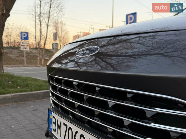 Серый Форд Куга, объемом двигателя 1.5 л и пробегом 142 тыс. км за 20500 $, фото 8 на Automoto.ua