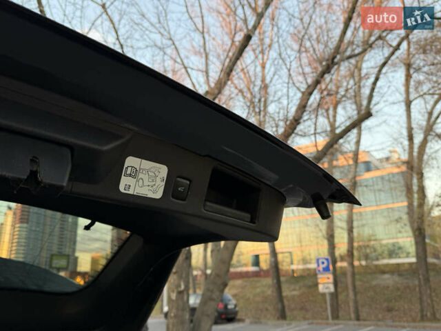 Серый Форд Куга, объемом двигателя 1.5 л и пробегом 142 тыс. км за 20500 $, фото 21 на Automoto.ua