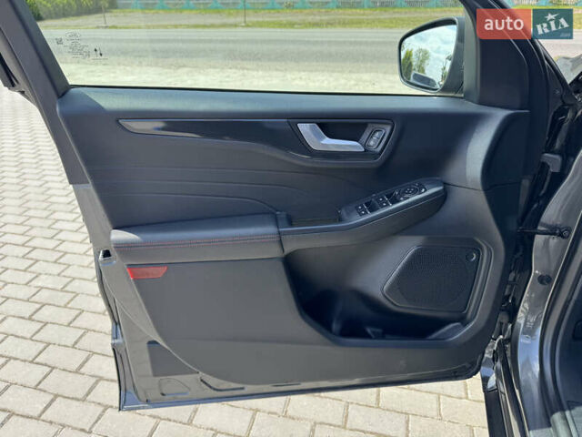 Форд Куга 2021 у Червонограде на Automoto.ua Сірий Форд Куга, об'ємом двигуна 2 л та пробігом 232 тис. км за 22470 $, фото 31 на Automoto.ua