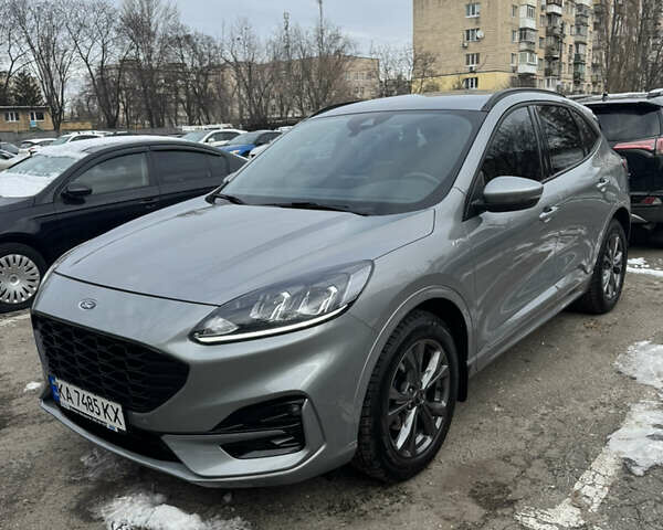 Серый Форд Куга, объемом двигателя 1.5 л и пробегом 61 тыс. км за 27000 $, фото 2 на Automoto.ua