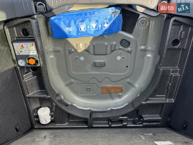Форд Куга 2021 у Червонограде на Automoto.ua Сірий Форд Куга, об'ємом двигуна 2 л та пробігом 232 тис. км за 22470 $, фото 22 на Automoto.ua