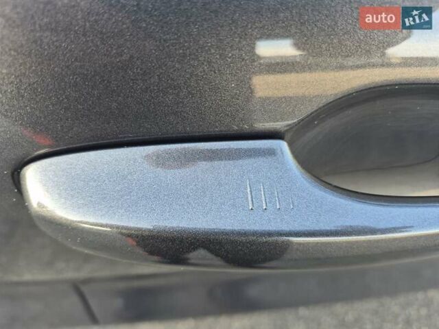 Сірий Форд Куга, об'ємом двигуна 2.49 л та пробігом 27 тис. км за 27200 $, фото 33 на Automoto.ua