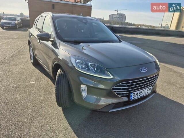 Сірий Форд Куга, об'ємом двигуна 2.49 л та пробігом 27 тис. км за 27200 $, фото 6 на Automoto.ua