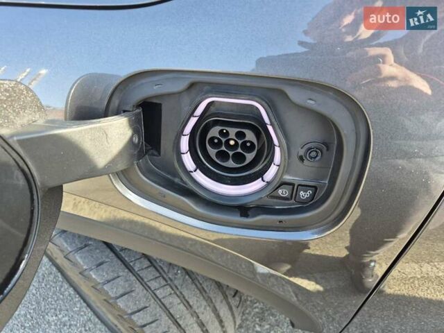 Сірий Форд Куга, об'ємом двигуна 2.49 л та пробігом 27 тис. км за 27200 $, фото 3 на Automoto.ua