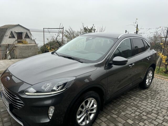 Серый Форд Куга, объемом двигателя 1.5 л и пробегом 26 тыс. км за 24700 $, фото 3 на Automoto.ua