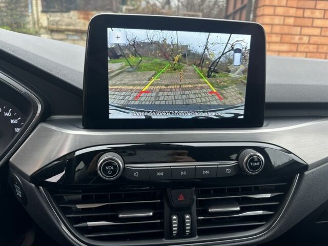 Серый Форд Куга, объемом двигателя 1.5 л и пробегом 26 тыс. км за 24700 $, фото 9 на Automoto.ua