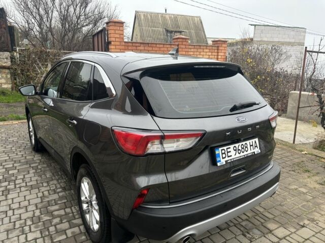 Серый Форд Куга, объемом двигателя 1.5 л и пробегом 26 тыс. км за 24700 $, фото 5 на Automoto.ua