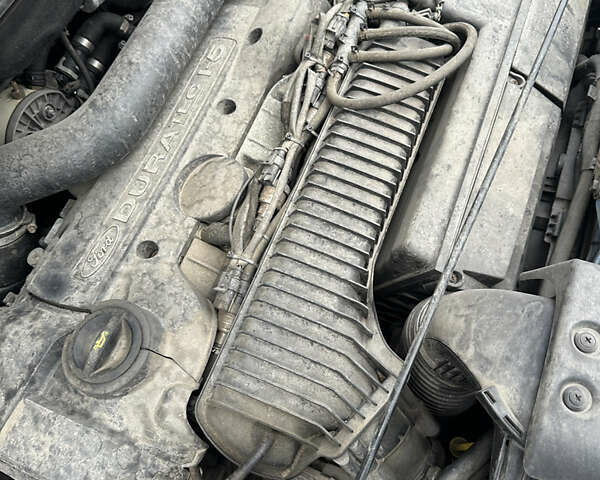 Синий Форд Куга, объемом двигателя 2.52 л и пробегом 192 тыс. км за 10000 $, фото 14 на Automoto.ua