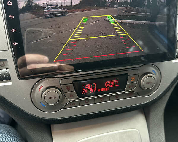 Синий Форд Куга, объемом двигателя 2.52 л и пробегом 192 тыс. км за 10000 $, фото 24 на Automoto.ua