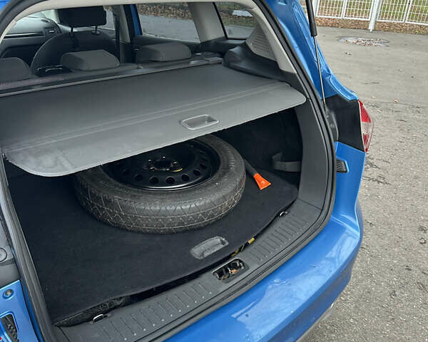 Синий Форд Куга, объемом двигателя 2.52 л и пробегом 192 тыс. км за 10000 $, фото 7 на Automoto.ua