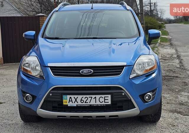 Синій Форд Куга, об'ємом двигуна 2.5 л та пробігом 145 тис. км за 10900 $, фото 4 на Automoto.ua