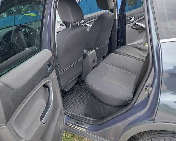 Синій Форд Куга, об'ємом двигуна 0 л та пробігом 183 тис. км за 9700 $, фото 2 на Automoto.ua