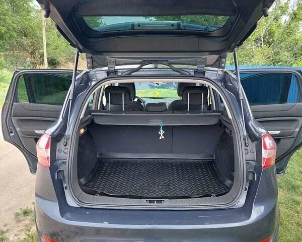 Синій Форд Куга, об'ємом двигуна 0 л та пробігом 183 тис. км за 9700 $, фото 8 на Automoto.ua
