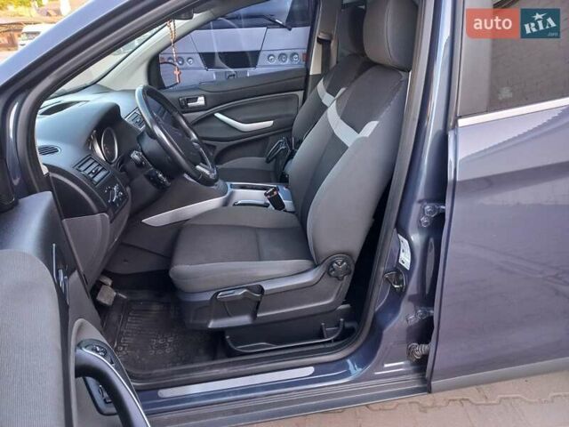 Форд Куга 2012 в Черновцах на Automoto.ua Синий Форд Куга, объемом двигателя 2.5 л и пробегом 148 тыс. км за 12200 $, фото 6 на Automoto.ua