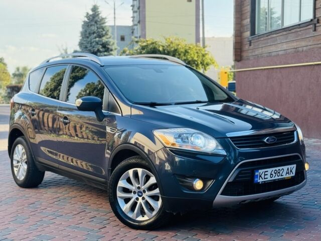 Синій Форд Куга, об'ємом двигуна 2 л та пробігом 180 тис. км за 9785 $, фото 3 на Automoto.ua