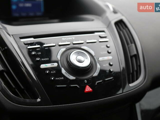 Форд Куга 2013 в Киеве на Automoto.ua Синий Форд Куга, объемом двигателя 2 л и пробегом 141 тыс. км за 12500 $, фото 18 на Automoto.ua