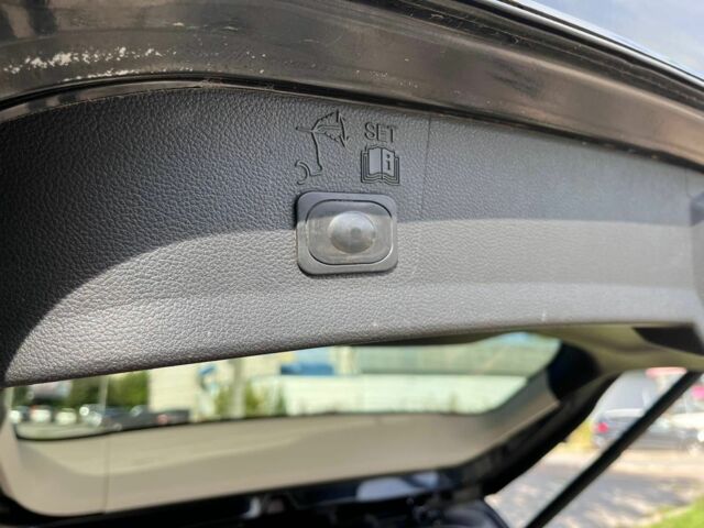 Синій Форд Куга, об'ємом двигуна 2 л та пробігом 211 тис. км за 14800 $, фото 7 на Automoto.ua