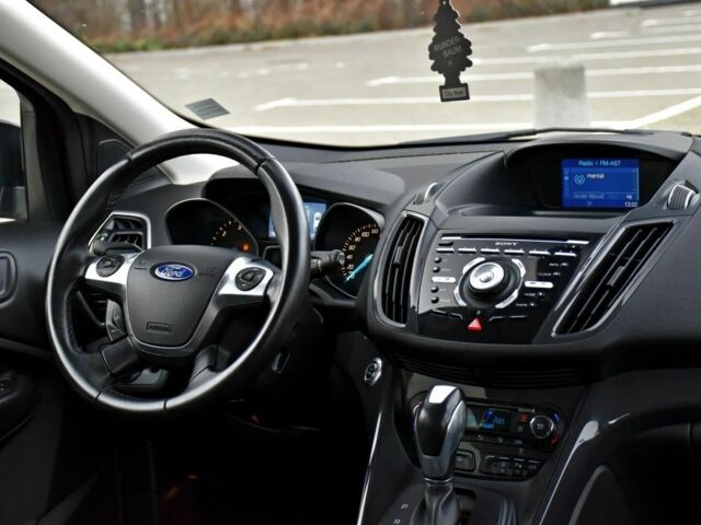 Синий Форд Куга, объемом двигателя 2 л и пробегом 147 тыс. км за 8000 $, фото 23 на Automoto.ua