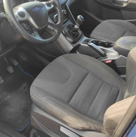 Синій Форд Куга, об'ємом двигуна 2 л та пробігом 214 тис. км за 10500 $, фото 4 на Automoto.ua